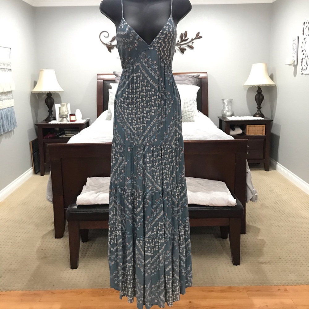 Gorgeous LOVESTITCH Maxi Dress